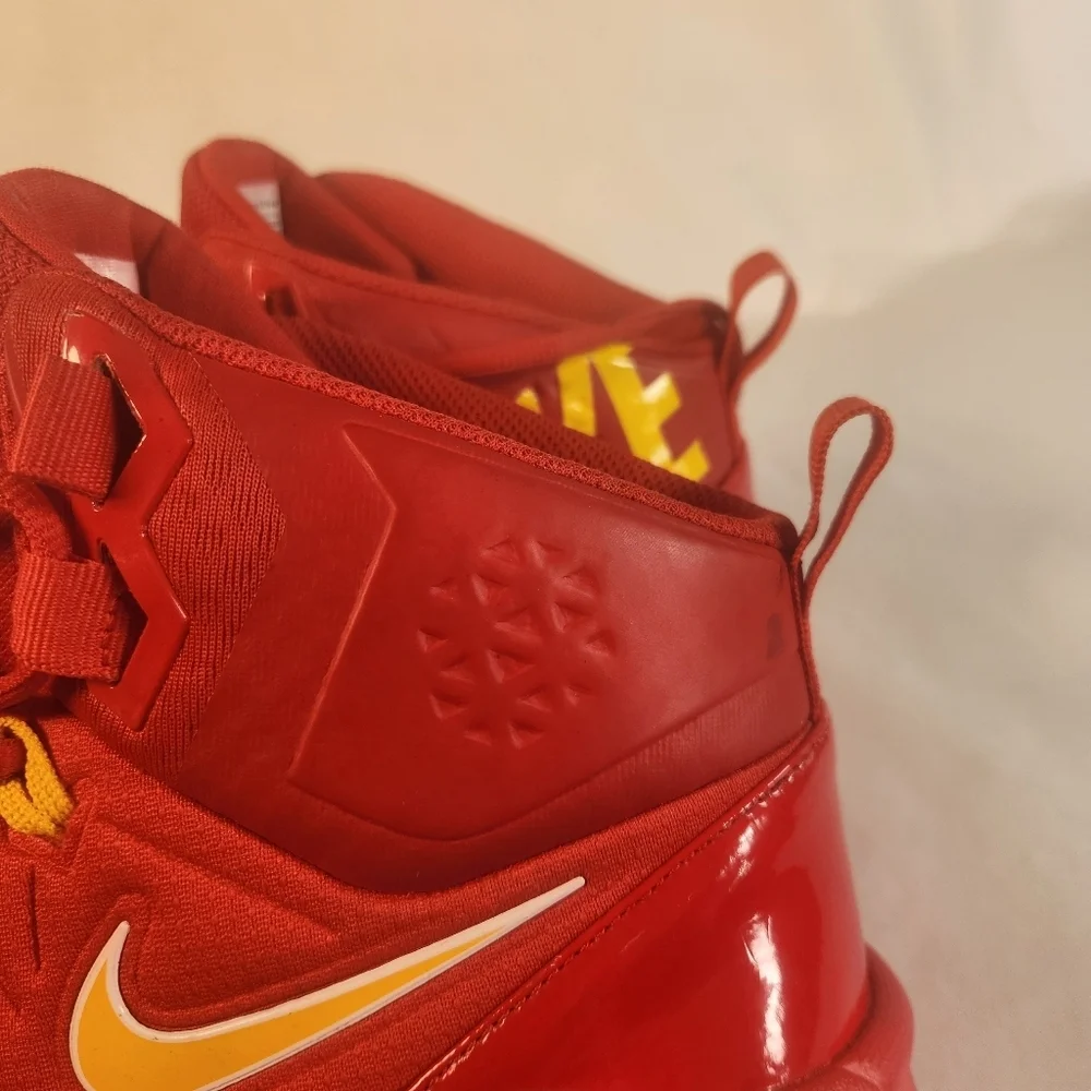 Nike Force Savage Pro Elite TD Cleat Size 15 Uni Red Yellow White